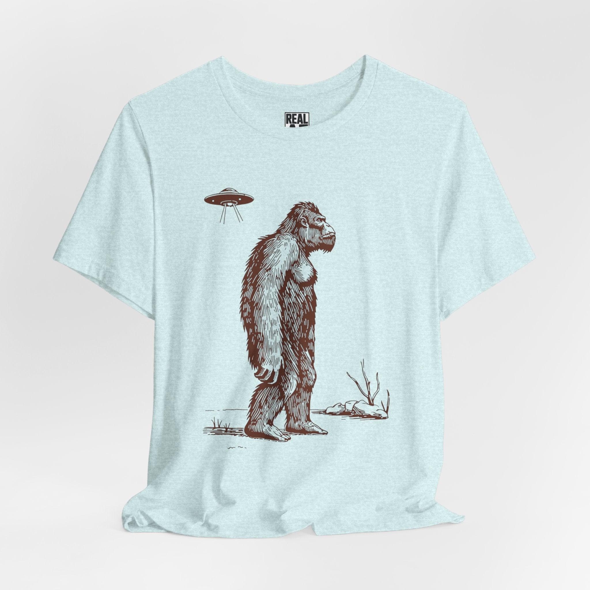 Bigfoot UFO Encounter T-Shirt