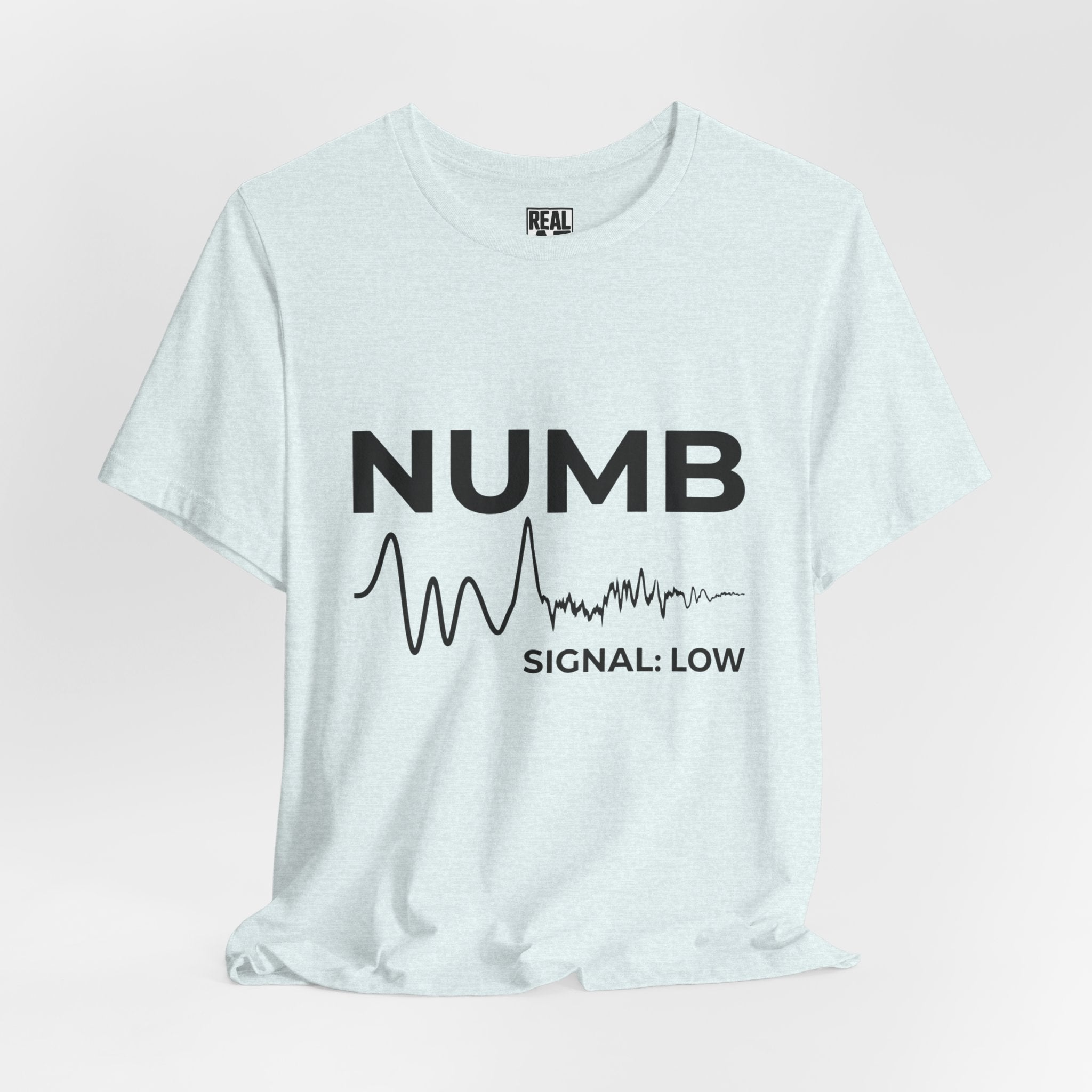 Numb Signal: Low Tee