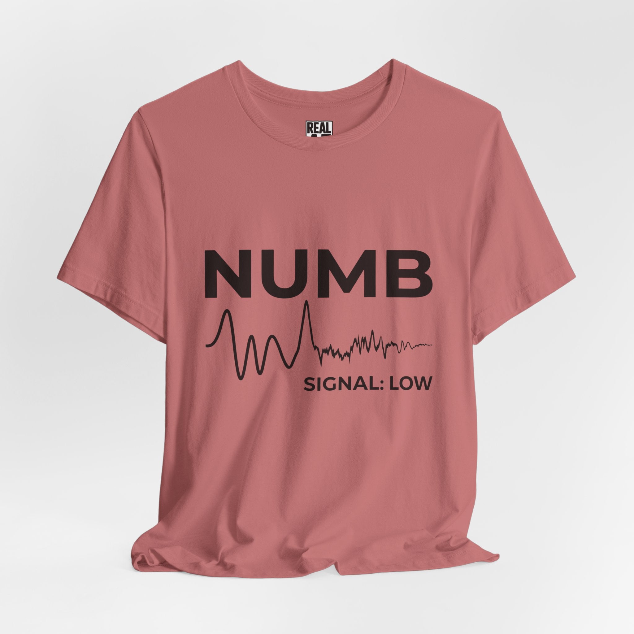 Numb Signal: Low Tee