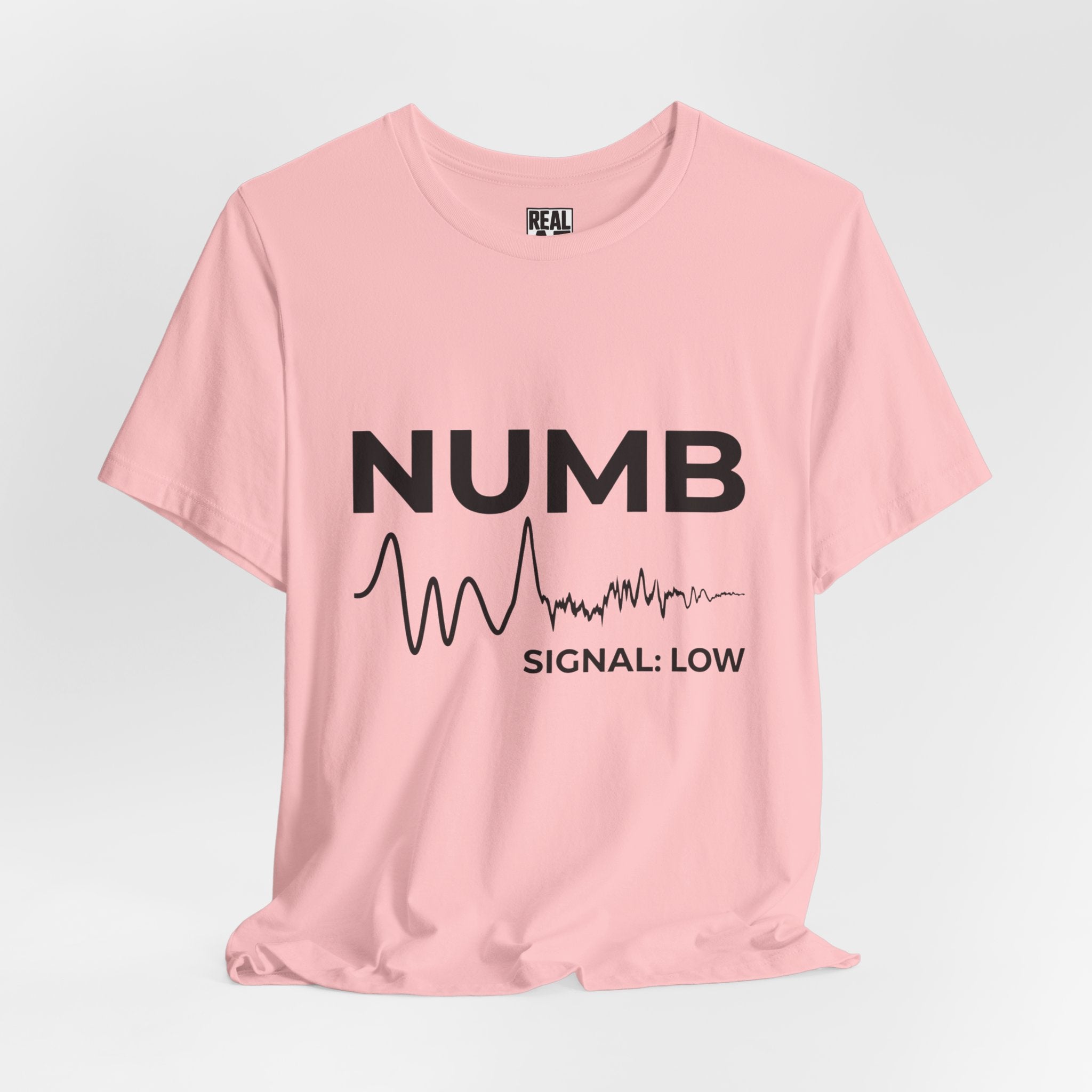 Numb Signal: Low Tee